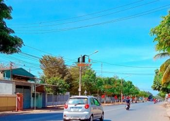 Đất hẻm Nguyễn Thị Định đối diện trường Việt Mỹ