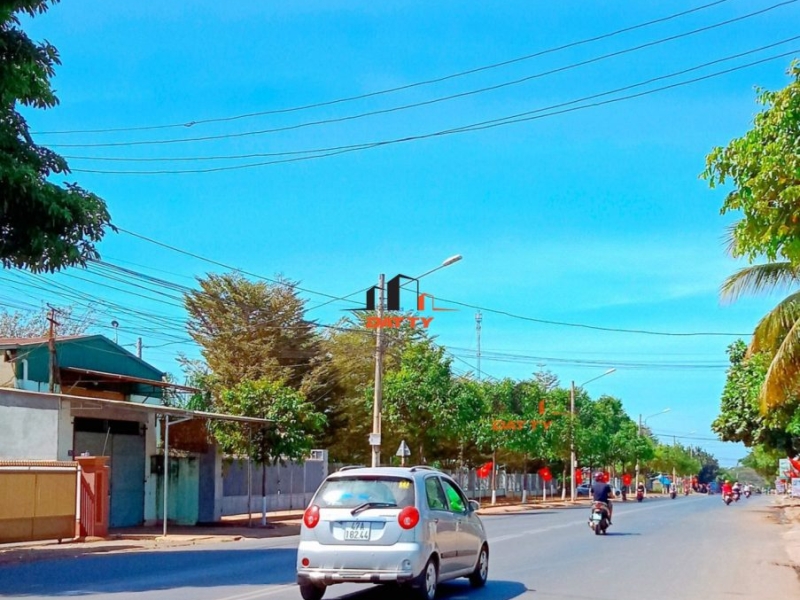 Đất hẻm Nguyễn Thị Định đối diện trường Việt Mỹ