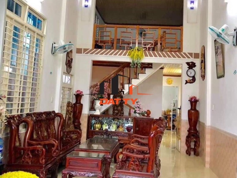 Nhà cấp 4 hẻm Nguyễn Thị Định P thành nhất