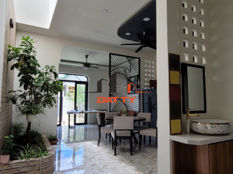 2 căn liền kề 3 phòng ngủ hẻm YWang phường EaTam mới 99% giá 1.85 tỷ/ căn