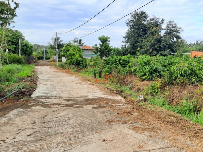 Đất nền 16×40 khu dân cư Hòa Khánh giáp Eakao, giá chỉ 590 triệu.