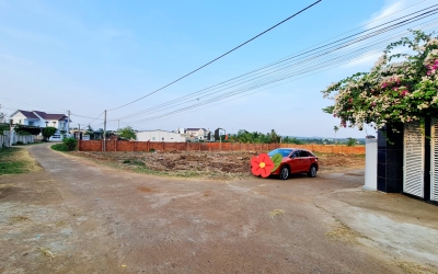 Lô góc 2MT hẻm C1 YWang, thôn Tân Hưng 30×28 tc 375m2, ngay dự án Sân Golf hồ Giò Gà.