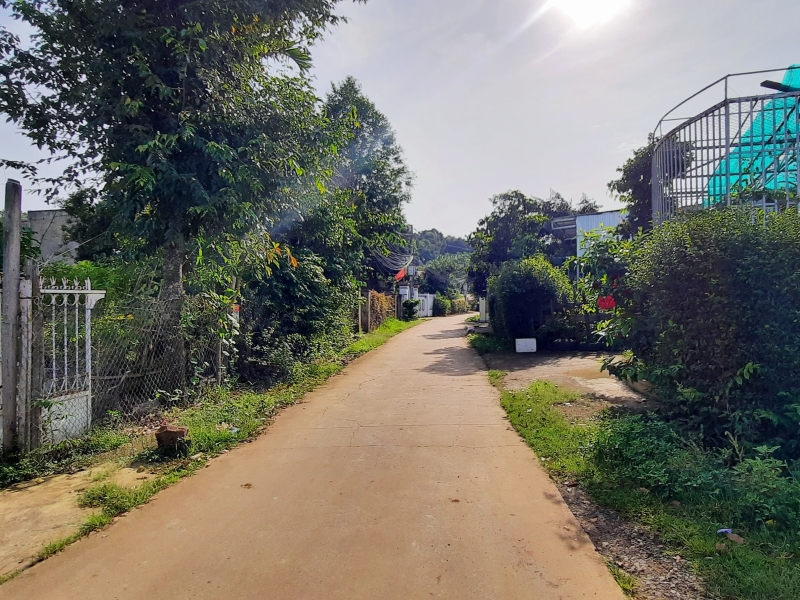 Đất Phường Rẻ Hơn Đất Huyện Hẻm Nguyễn Trường Tộ _ Phường ETam.