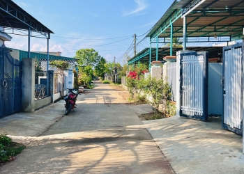 Căn Nhà C4 Sân Vườn – Phường Khánh Xuân Cách Ngã Ba Duy Hoà 700M.