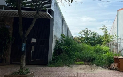 Bán đất mặt tiền Nguyễn Công Trứ đối diện khách sạn Pơ giá 4.8 tỷ