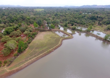 Từ 4,65 tỷ xuống còn 3,65 tỷ – 4200m2 đất qh full hồng – view hồ Buôn Bông