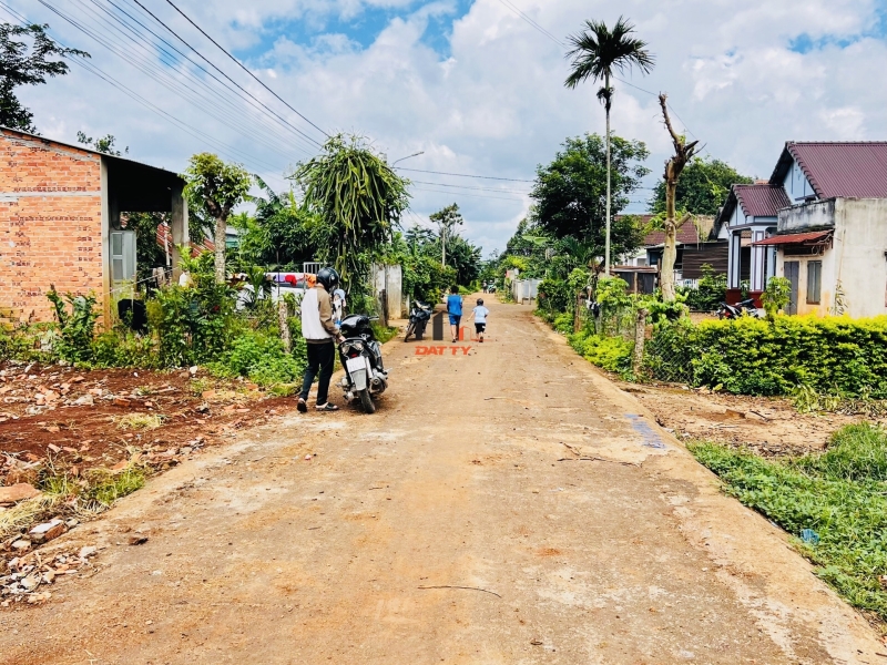 Đất mặt tiền đường nhựa Buôn Kbu – Hoà Khánh