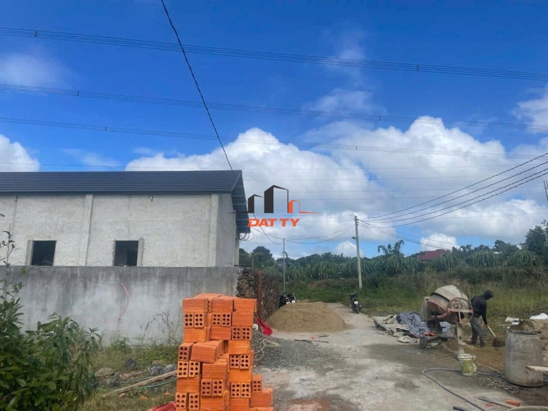 Bán nhà hẻm thôn 3 Cưbua – Đang xây dựng